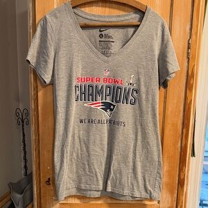 Nike Gray Patriots Super Bowl Champions V-Neck Tee